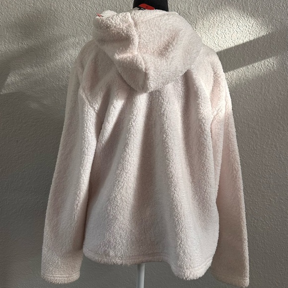 Fila Sherpa Caroline Hoodie Pullover NWT – Women’s Medium – White Cozy Fleece - Picture 3 of 6